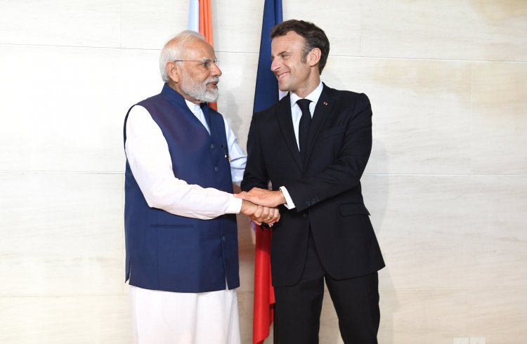 भारत-फ्रांस के करीबी संबंधों में वैश्विक भलाई की ताकत: प्रधानमंत्री नरेंद्र मोदी ने इमैनुअल मैक्रों से बातचीत के बाद कहा