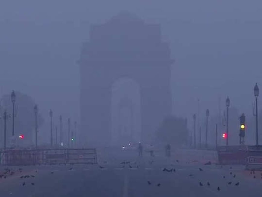दिल्ली में मौसम का सबसे कम न्यूनतम तापमान 2.2 डिग्री सेल्सियस दर्ज किया गया