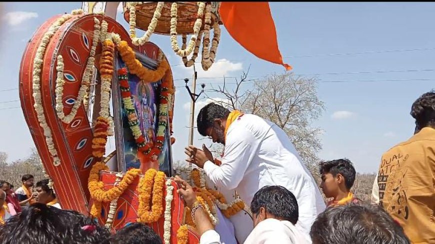 मीणा समाज के द्वारा निकाले गए चल समारोह का भाजपा नेता के नेतृत्व में जोरदार स्वागत किया गया