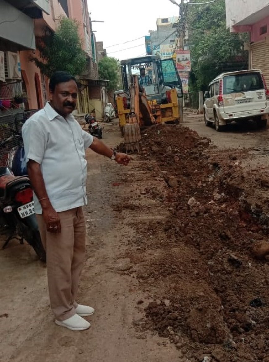 नगरपालिका क्षैत्र में सीवर लाईन की खुदाई, मरम्मत नहीं होने पर वार्ड क्रमांक 03 के पूर्व पार्षद ने जनसुनवाई में दिया आवेदन