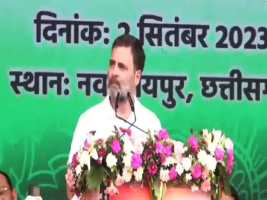 नरेंद्र मोदी अरबपतियों के लिए काम करते हैं : राहुल गांधी