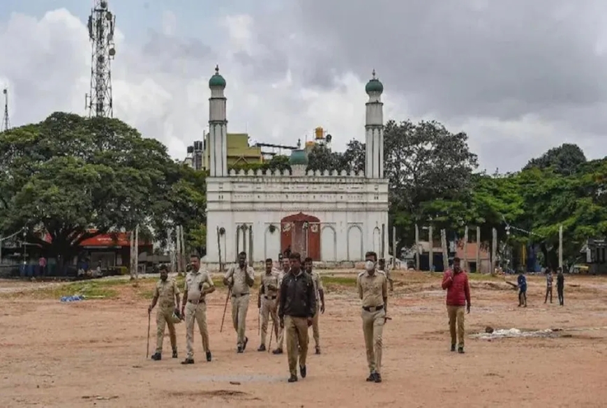 ईदगाह मैदान पर गणेश चतुर्थी मनाने को लेकर विवाद