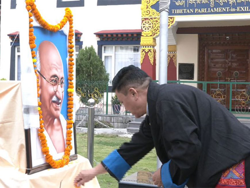 चीन को महात्मा गांधी से सीखने की जरूरत