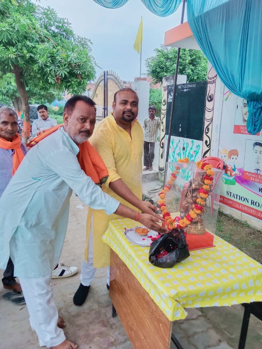 कछौना नगर के समाजसेवी जगदीश गुप्ता के जन्मदिन पर किया गया विशाल भण्डारे का आयोजन