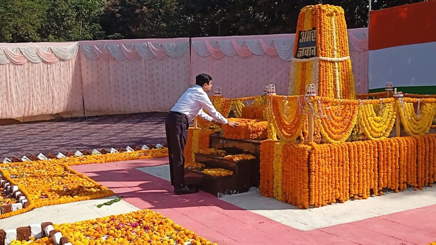 कर्तव्‍य की वेदी पर शहीदों को नमन कर अर्पित किये श्रद्धा सुमन