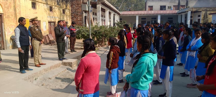 प्रभारी यातायात द्वारा द्वितीय सड़क सुरक्षा पखवाड़ा के तहत जागरूकता कार्यक्रम का आयोजन कर किया जागरुक