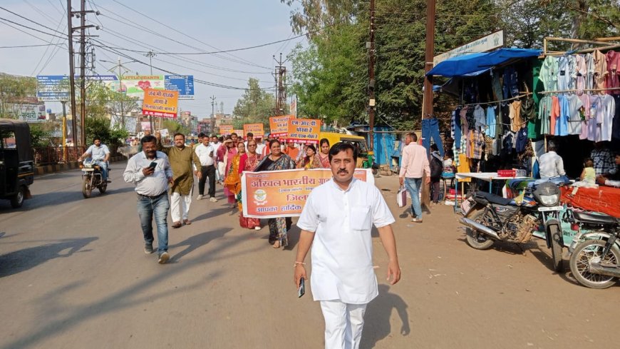 विकास का पैमाना ग्राहक संतुष्टि होना चाहिए