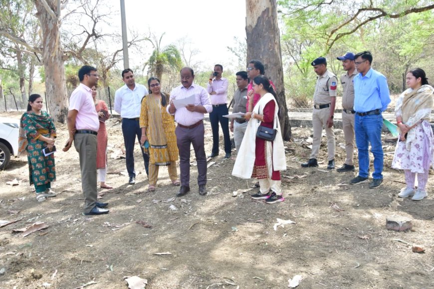 कलेक्‍टर ने मतदान दलों की परिवहन व्‍यवस्‍था की तैयारियों का लिया जायजा