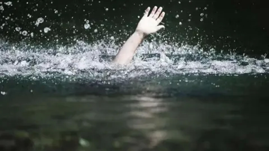 MARRIED WOMAN MET HER WATERY GRAVE IN THE RIVER GANGA