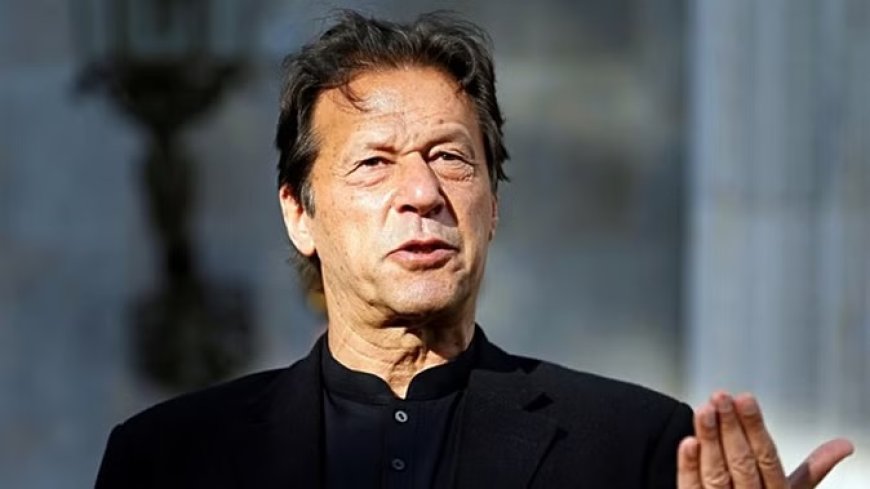 पाकिस्तान कोर्ट ने इमरान खान को किया बरी
