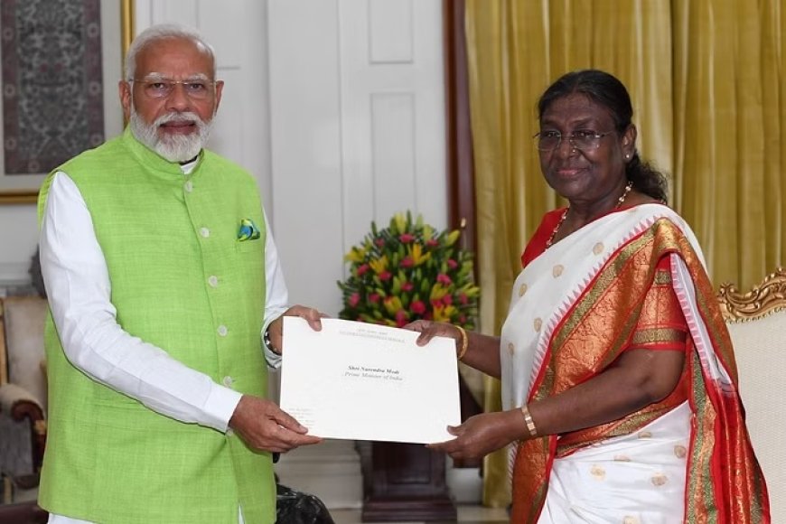 नरेंद्र मोदी ने प्रधानमंत्री पद से दिया इस्तीफा