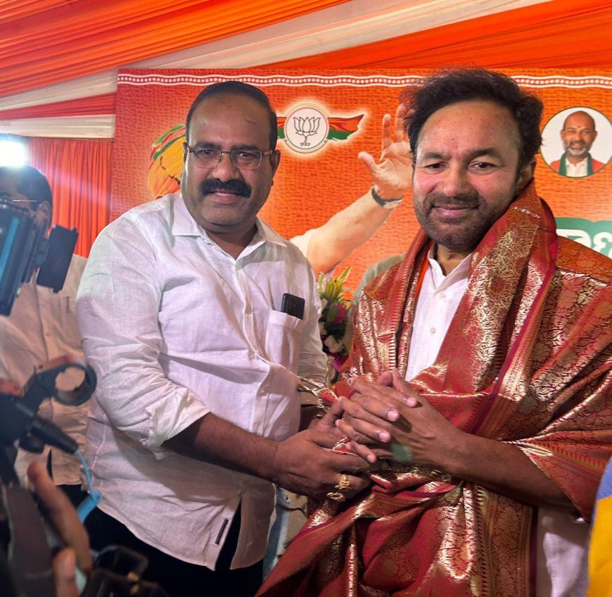Nemalikonda Venumadhav honored Kishan Reddy in Delhi