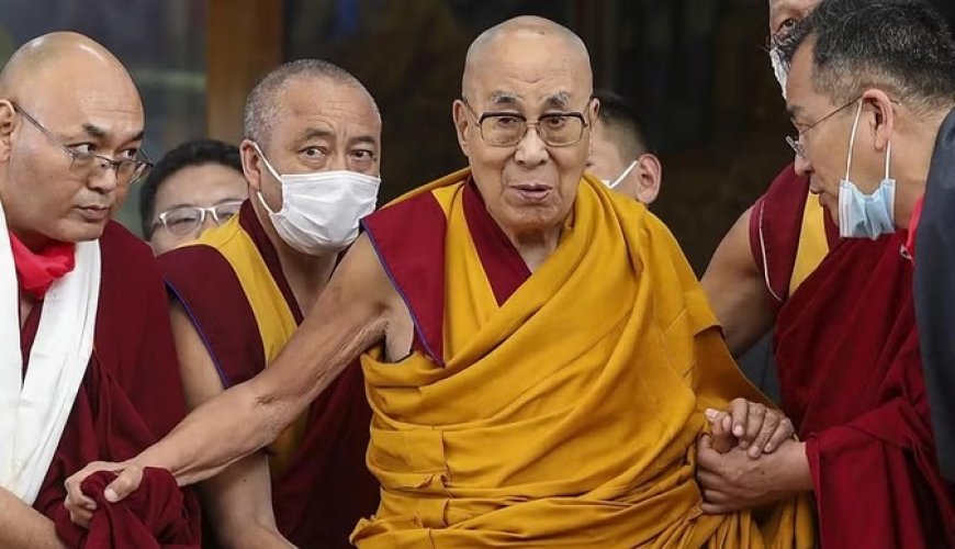 तिब्बती आध्यात्मिक नेता दलाई लामा को अमेरिका के अस्पताल से छुट्टी