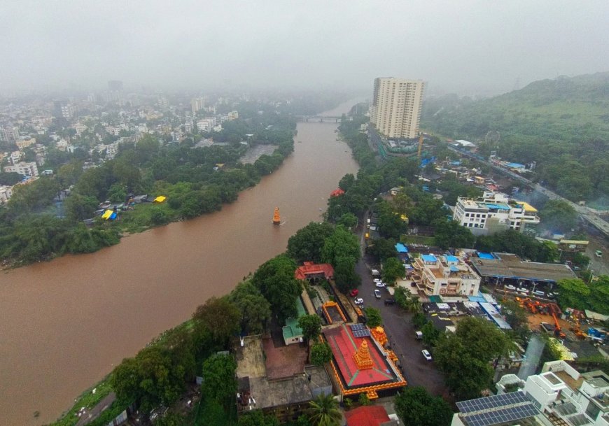 मुंबई में फिर मुसीबत बनेगा मौसम; पुणे का हाल बेहाल, कहीं सड़कें तो कहीं डूबे घर