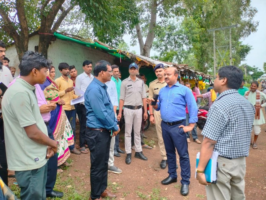 कलेक्टर द्वारा मधुसूदनगढ़ बस स्टैंड के लिए भूमि चिन्हित करने किया गया निरीक्षण