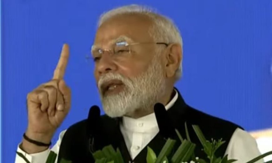 Government is fully committed to improving the lives of women: Modi