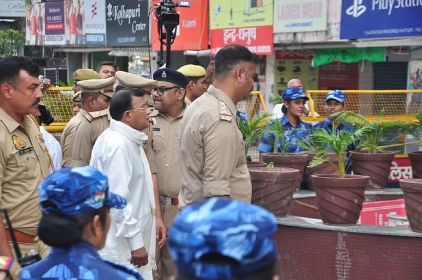 कड़ी सुरक्षा के बीच न्यायिक आयोग के सामने पेश हुए बाबा नारायण साकार