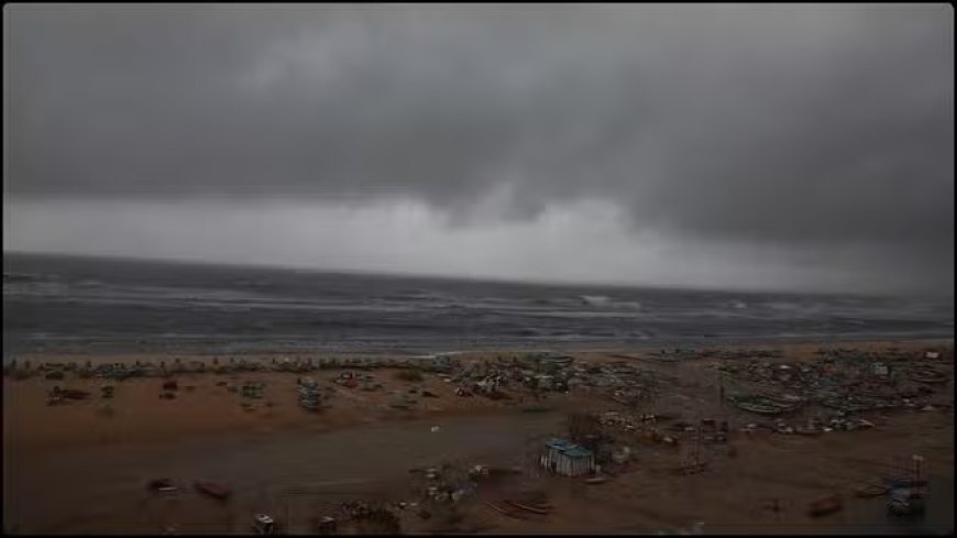 फ्रांस के मायोत द्वीप पर चक्रवात चिडो का कहर, तूफानी तबाही में कम से कम 11 लोगों की मौत