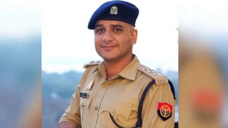 ‘मैं तुम्हें कभी नहीं छोड़ सकता’… ACP मोहसिन खान की वॉट्सऐप चैट आई सामने, IIT छात्रा से कही थी दिल की बात