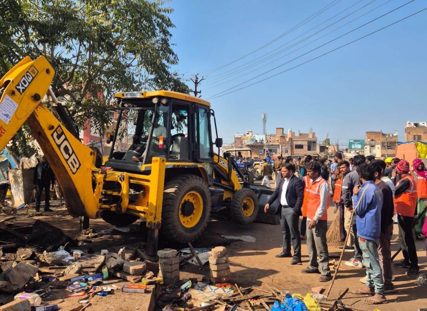 कलेक्‍टर के निर्देशन में अतिक्रमण हटाये जाने की कार्यवाही सतत जारी